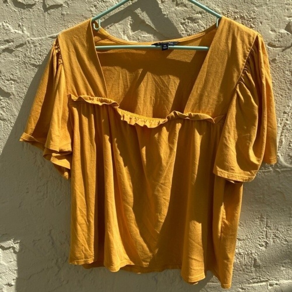 Banana Republic Ochre colored boho top size xl
